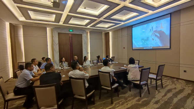 1626427751368379.jpg 吉木萨尔座谈.JPG